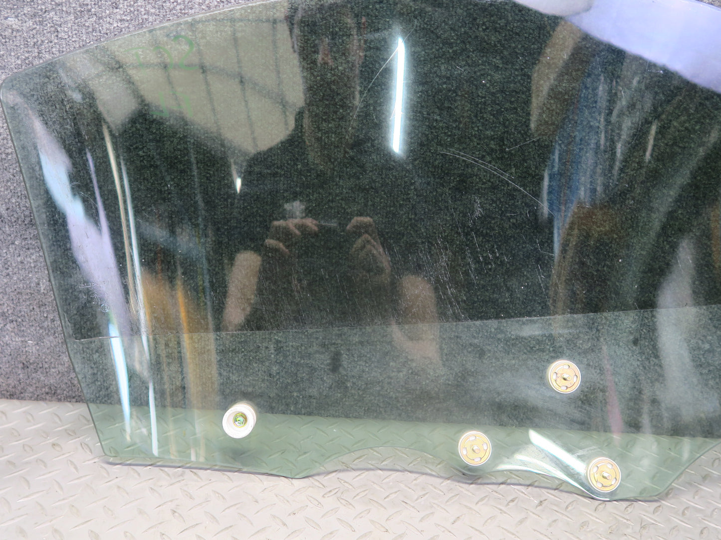 02-10 Lexus SC430 UZZ40L Front Left Driver Door Glass Window OEM