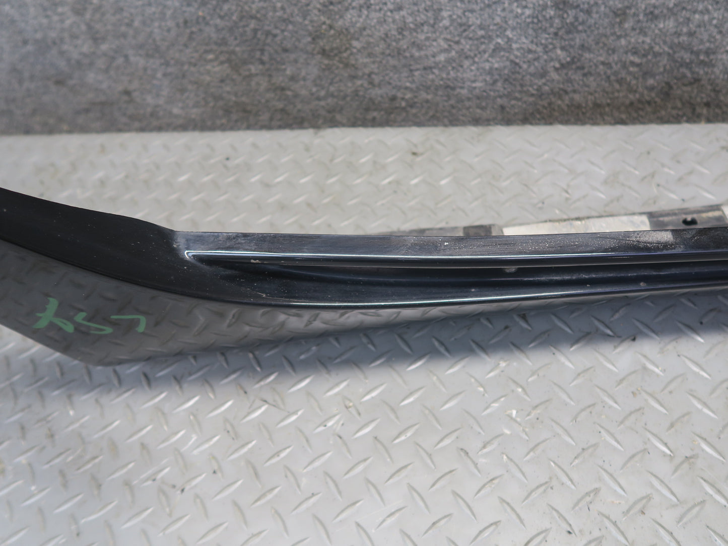 04-06 Lexus UCF30L LS430 Front & Rear Right Side Skirt Rocker Panel Molding OEM
