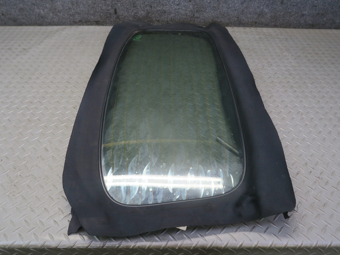 1999-2005 Porsche 911 Carrera 996 Convertible Rear Windshield Glass Window
