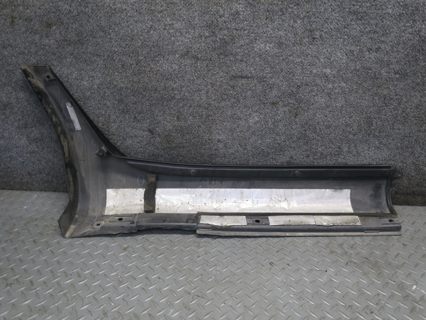 04-06 Lexus UCF30L LS430 Front & Rear Left Side Skirt Rocker Panel Molding OEM