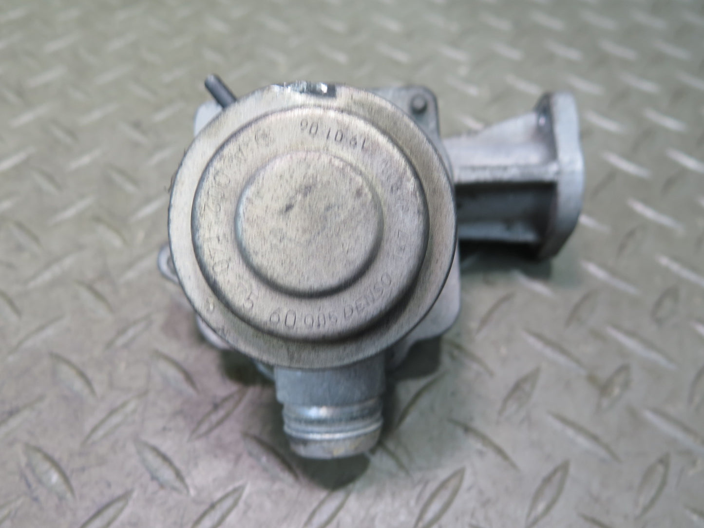 07-12 Mercedes R230 SL550 Left & Right Air Pump Check Valve EGR Emission Set OEM