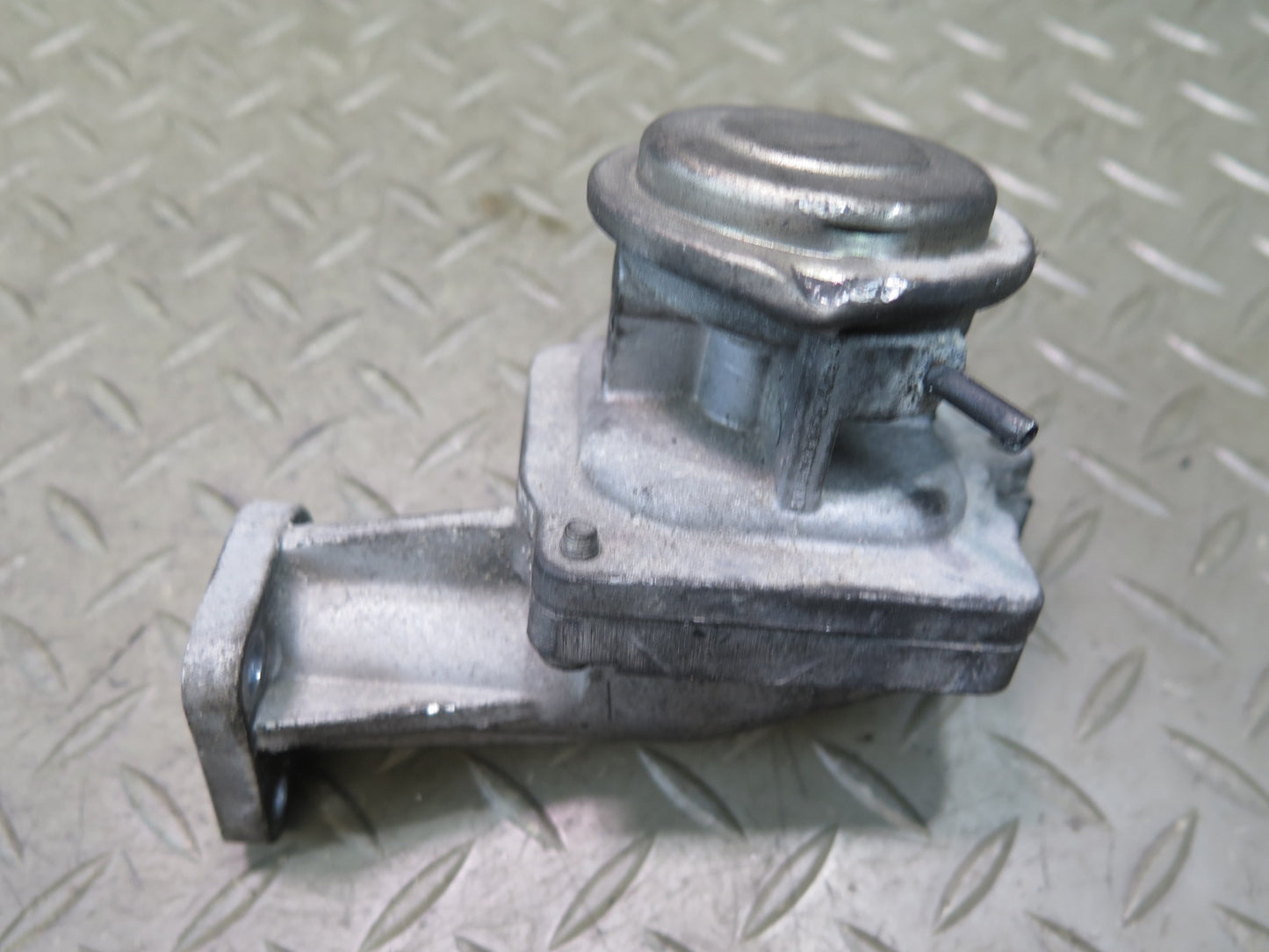 07-12 Mercedes R230 SL550 Left & Right Air Pump Check Valve EGR Emission Set OEM