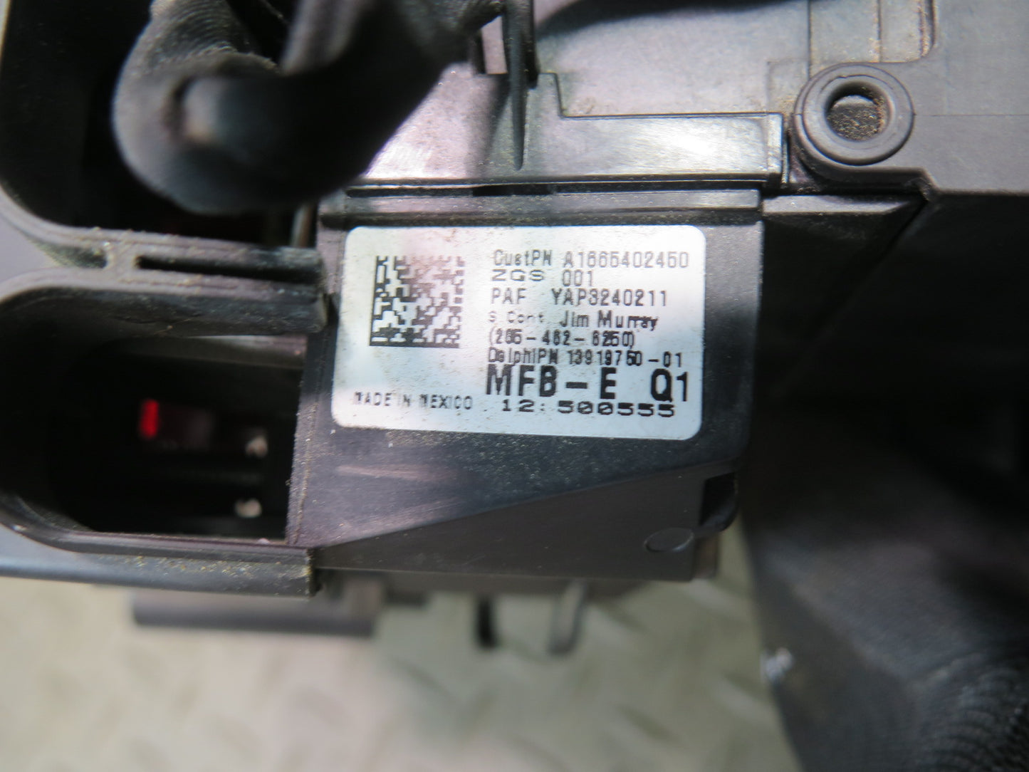 12-15 Mercedes W166 Ml-class Fuse Relay Junction Box 1665402450 OEM