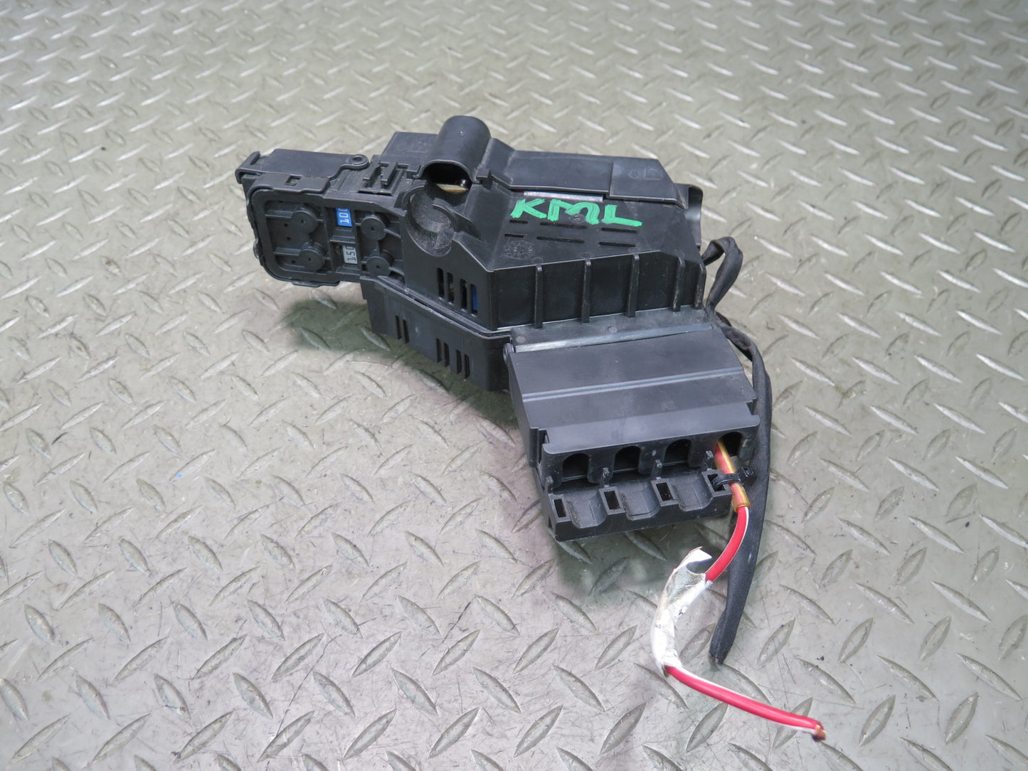 12-15 Mercedes W166 Ml-class Fuse Relay Junction Box 1665402450 OEM