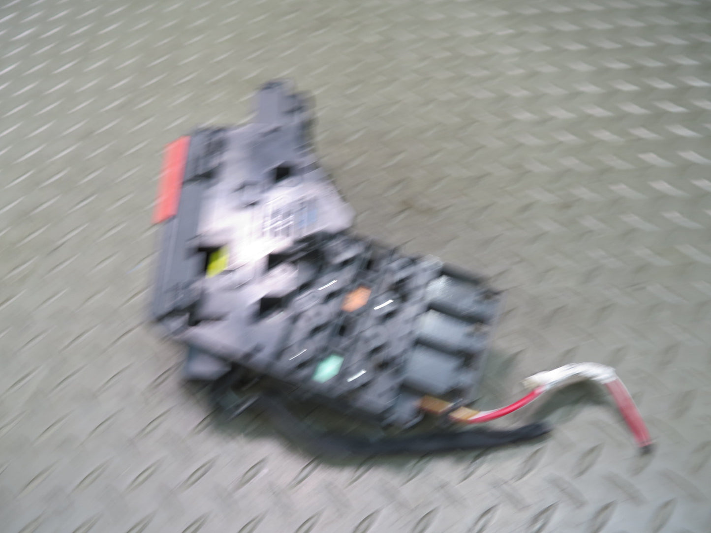 12-15 Mercedes W166 Ml-class Fuse Relay Junction Box 1665402450 OEM