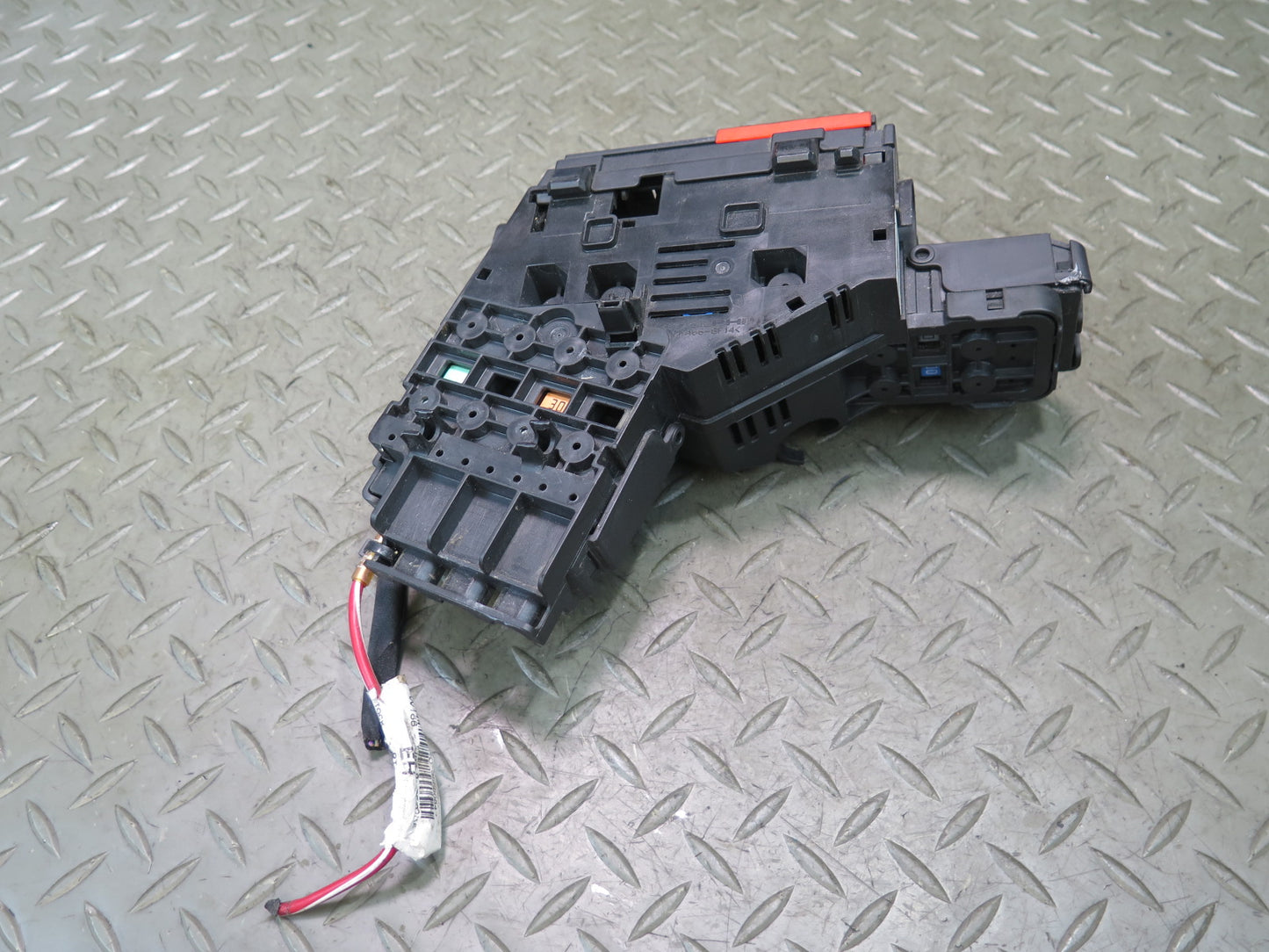 12-15 Mercedes W166 Ml-class Fuse Relay Junction Box 1665402450 OEM