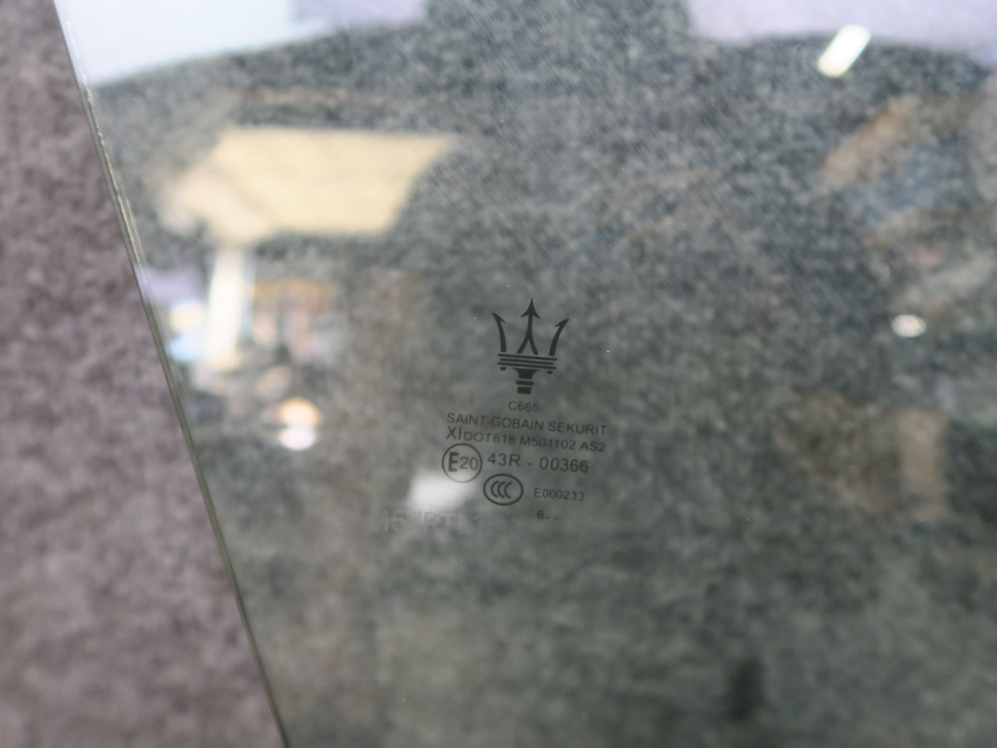 2014-2020 Maserati Ghibli M157 Front Right Door Glass Window