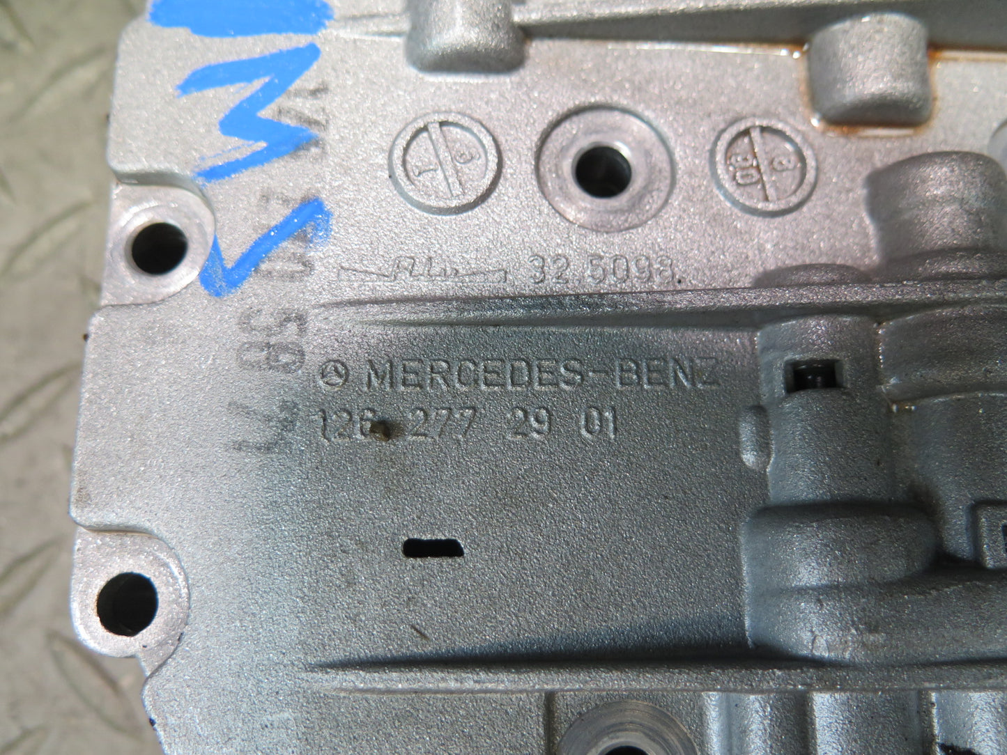 89-91 Mercedes W126 560SEL 722.350 A/T Transmission Valve Body Mechatronic OEM