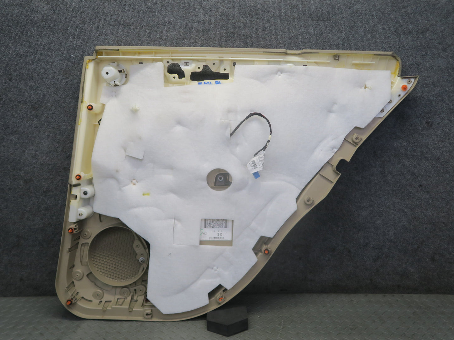 12-15 Mercedes W166 Ml-class Set of 2 Rear Door Interior Trim Cover Panel OEM