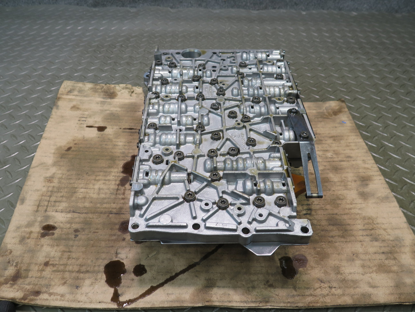 07-12 Mercedes R230 SL550 722.904 A/T Transmission Valve Body Mechatronic OEM
