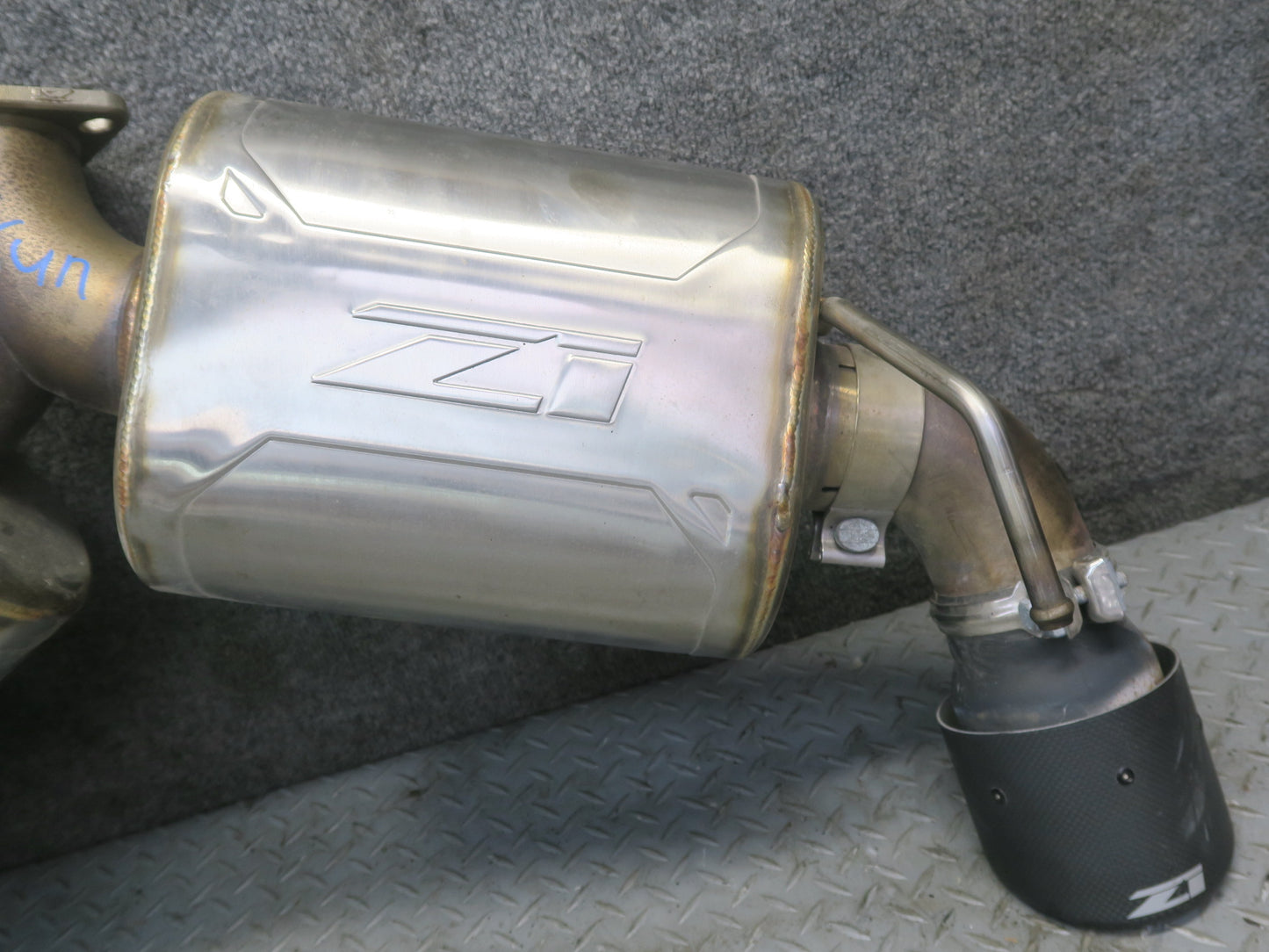 03-08 Nissan Z33 350Z Z1 Cat-back Touring Exhaust System Pipe Set