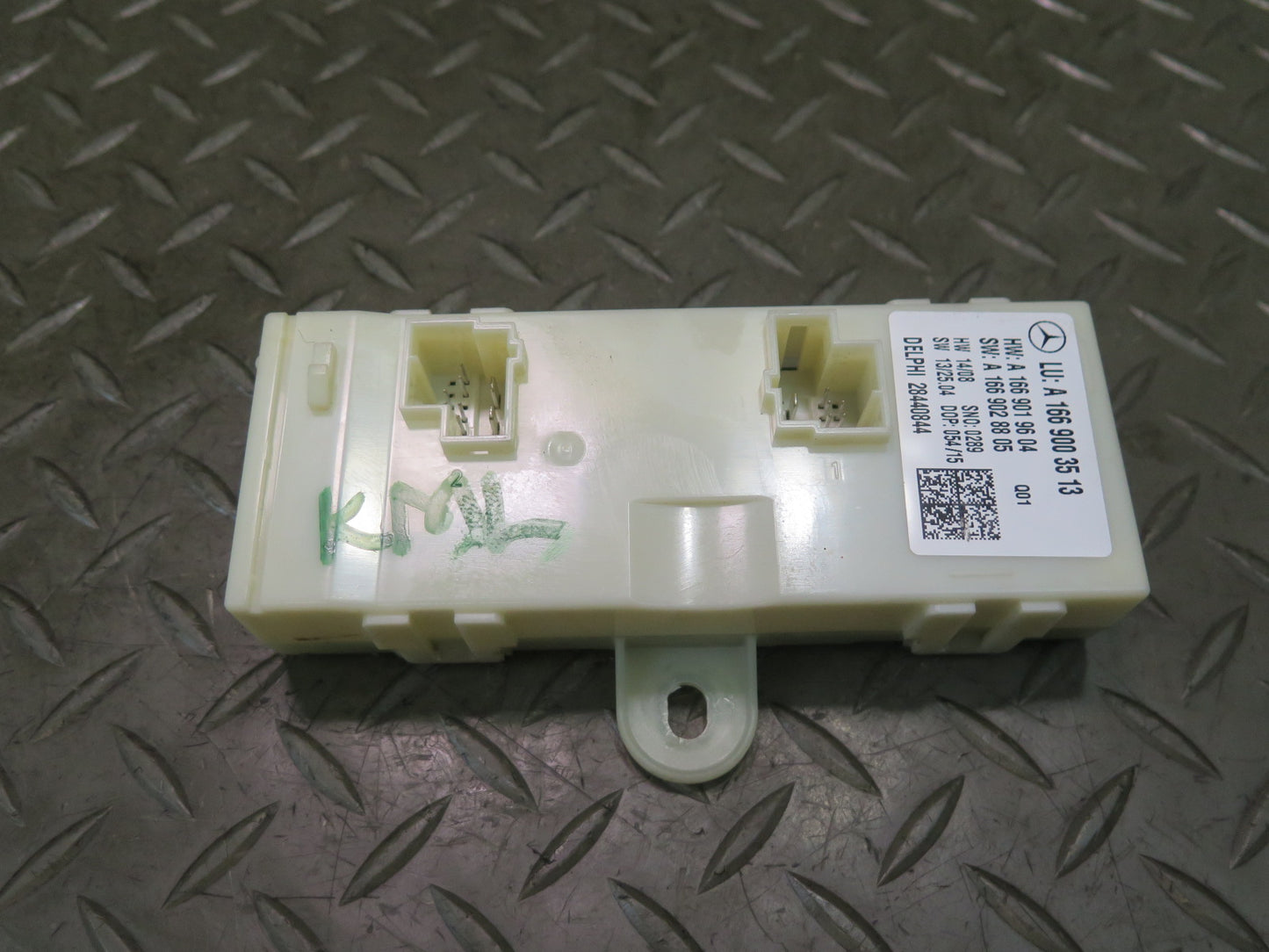 12-15 Mercedes W166 Ml-class Rear Trunk Liftgate Control Module 1669003513 OEM