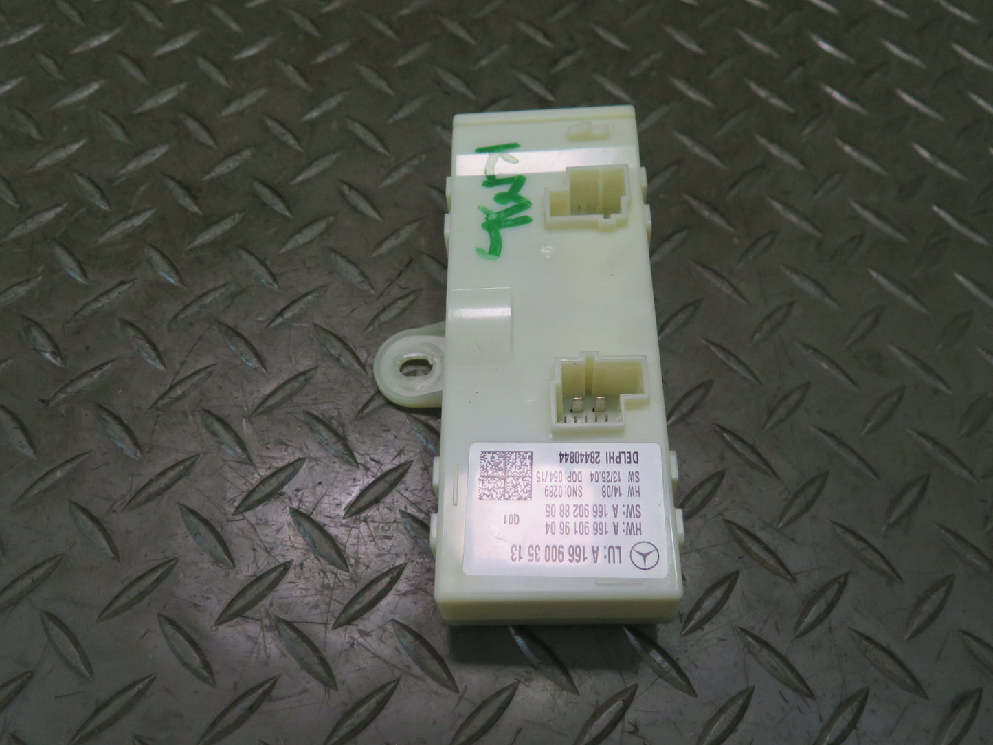 12-15 Mercedes W166 Ml-class Rear Trunk Liftgate Control Module 1669003513 OEM