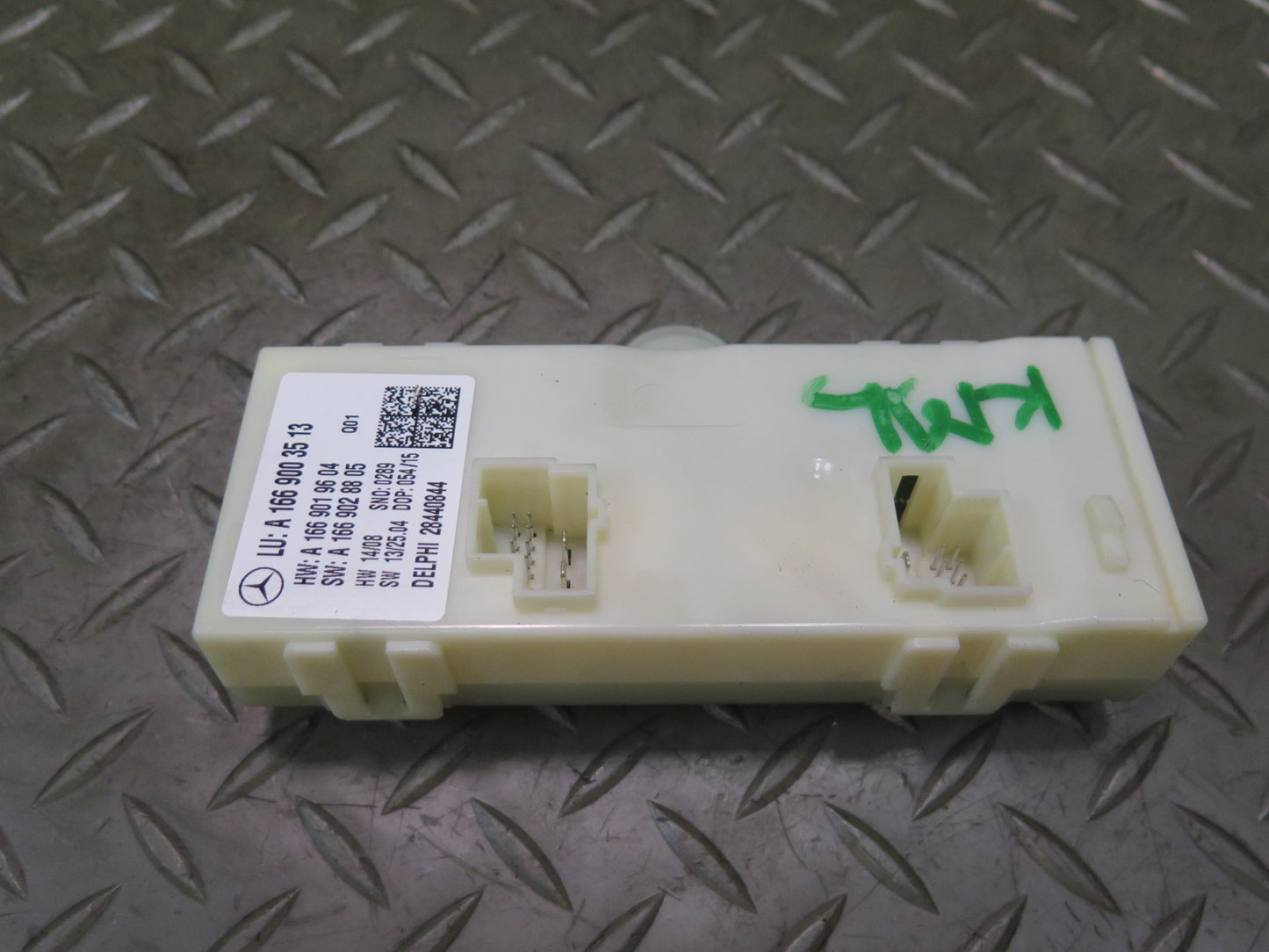 12-15 Mercedes W166 Ml-class Rear Trunk Liftgate Control Module 1669003513 OEM