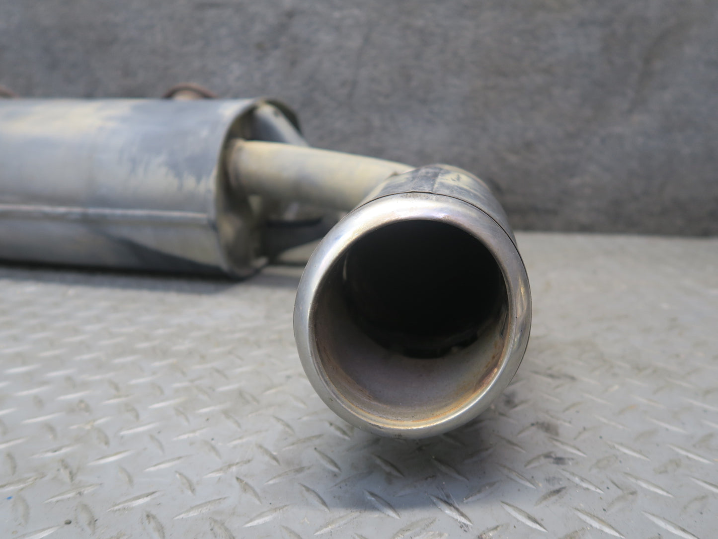 02-10 Lexus Z40 SC430 Rear Exhaust Muffler w Tips OEM