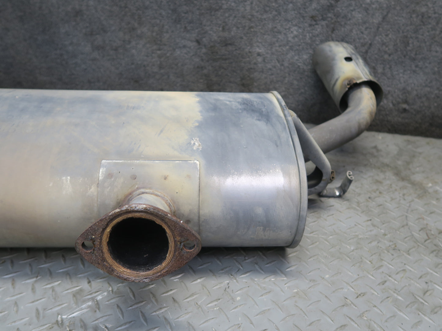 02-10 Lexus Z40 SC430 Rear Exhaust Muffler w Tips OEM