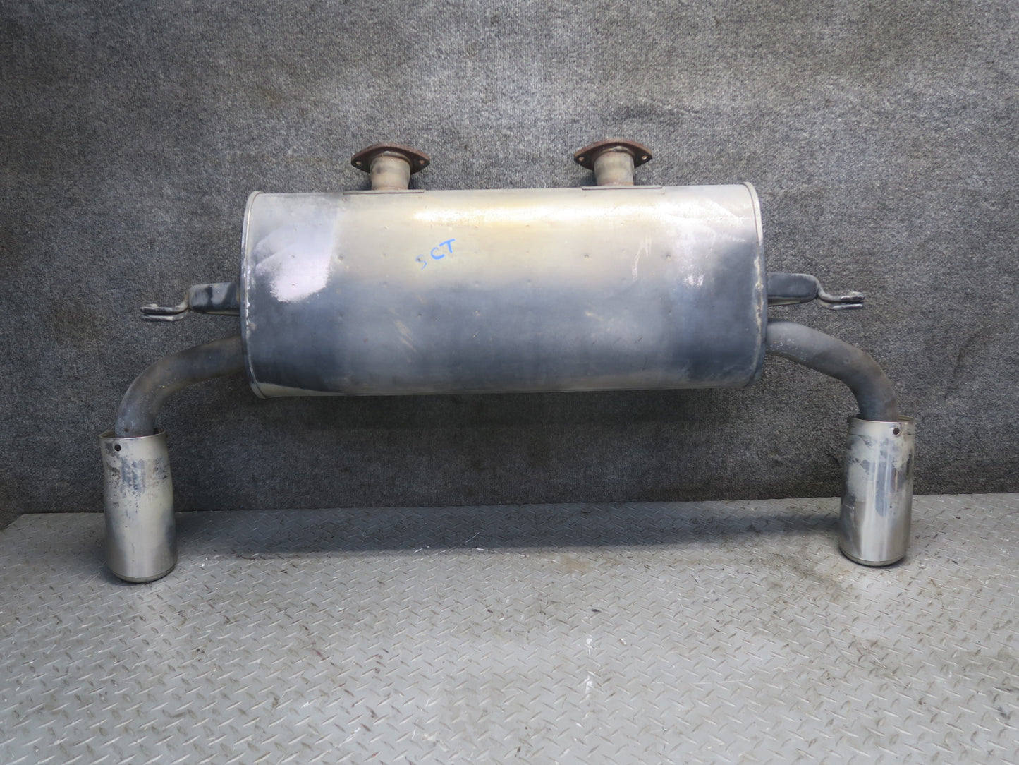 02-10 Lexus Z40 SC430 Rear Exhaust Muffler w Tips OEM