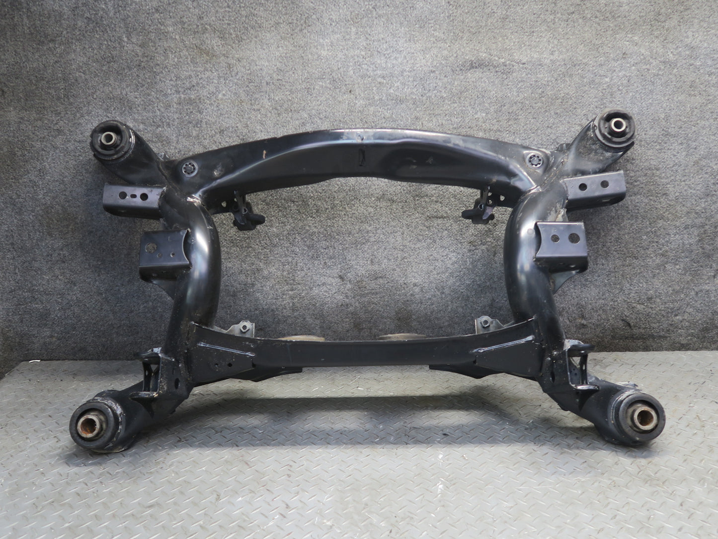 02-10 Lexus UZZ40L SC430 Rear Suspension Crossmember Sub Frame Subframe 122K OEM