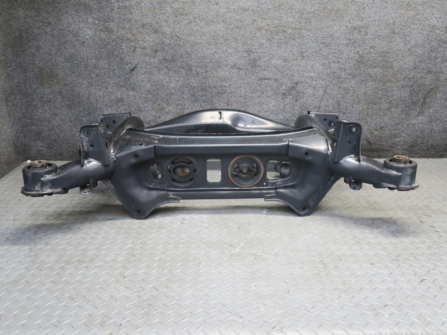 02-10 Lexus UZZ40L SC430 Rear Suspension Crossmember Sub Frame Subframe 122K OEM