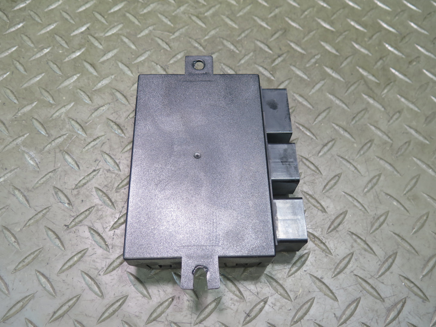 12-15 Mercedes W166 Ml-class Trailer TOW Towing Control Module 2469005501 OEM