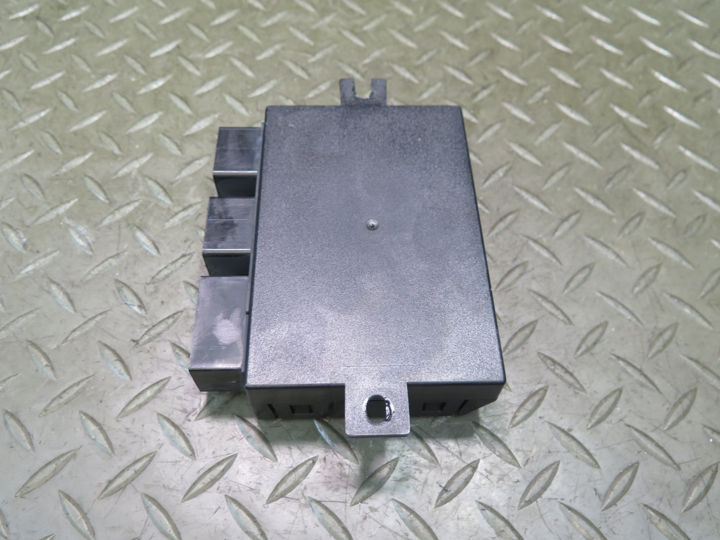 12-15 Mercedes W166 Ml-class Trailer TOW Towing Control Module 2469005501 OEM