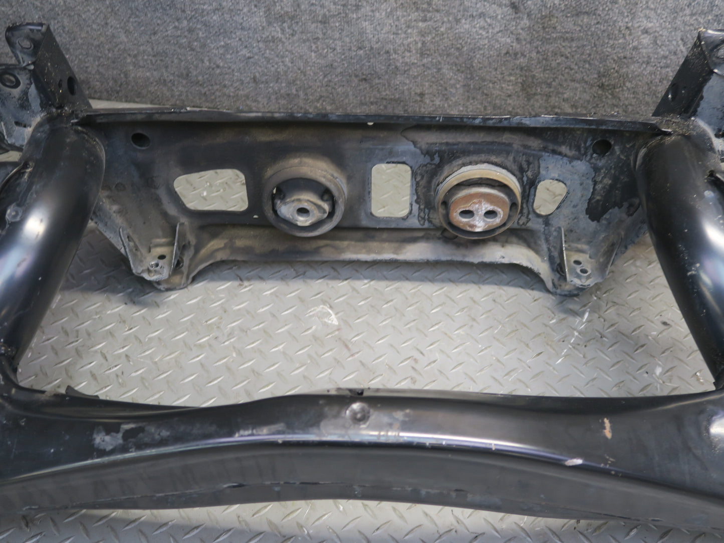 02-10 Lexus UZZ40L SC430 Rear Suspension Crossmember Sub Frame Subframe 122K OEM