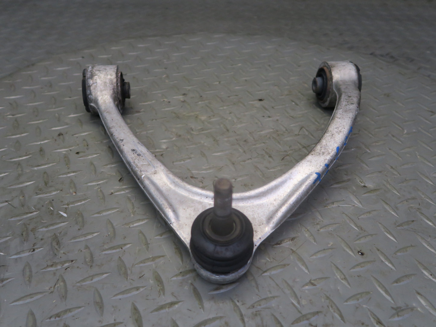 01-06 Lexus UCF30L LS430 Front Left Suspension Upper Control Arm OEM