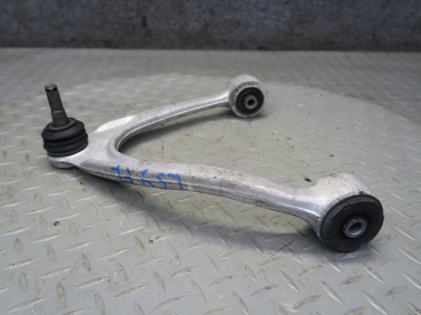 01-06 Lexus UCF30L LS430 Front Left Suspension Upper Control Arm OEM