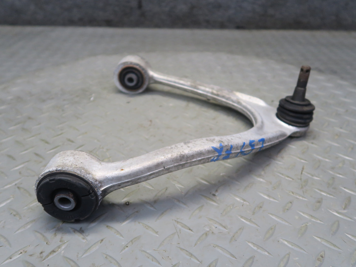 01-06 Lexus UCF30L LS430 Front Right Suspension Upper Control Arm OEM