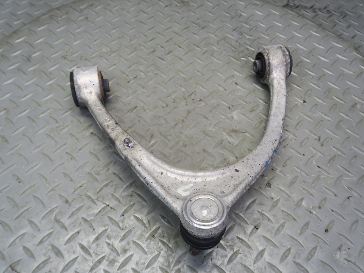 01-06 Lexus UCF30L LS430 Front Right Suspension Upper Control Arm OEM