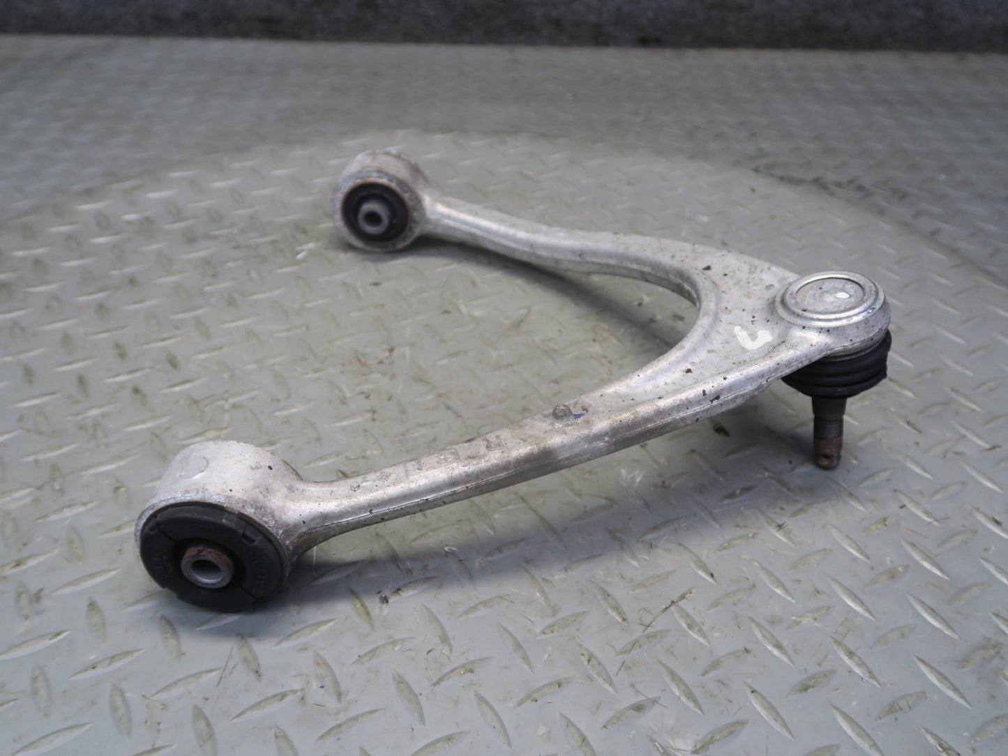 01-06 Lexus UCF30L LS430 Front Right Suspension Upper Control Arm OEM