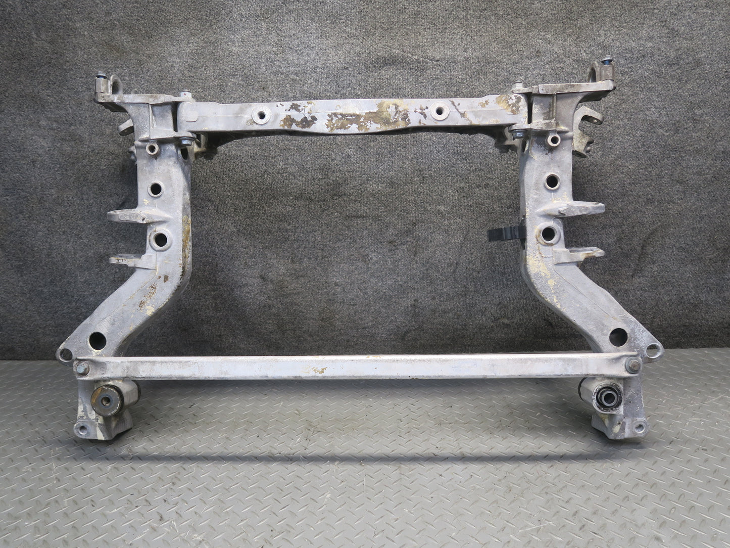 2002-2005 Porsche 911 996 AWD Rear Subframe Crossmember Carrier Bracket