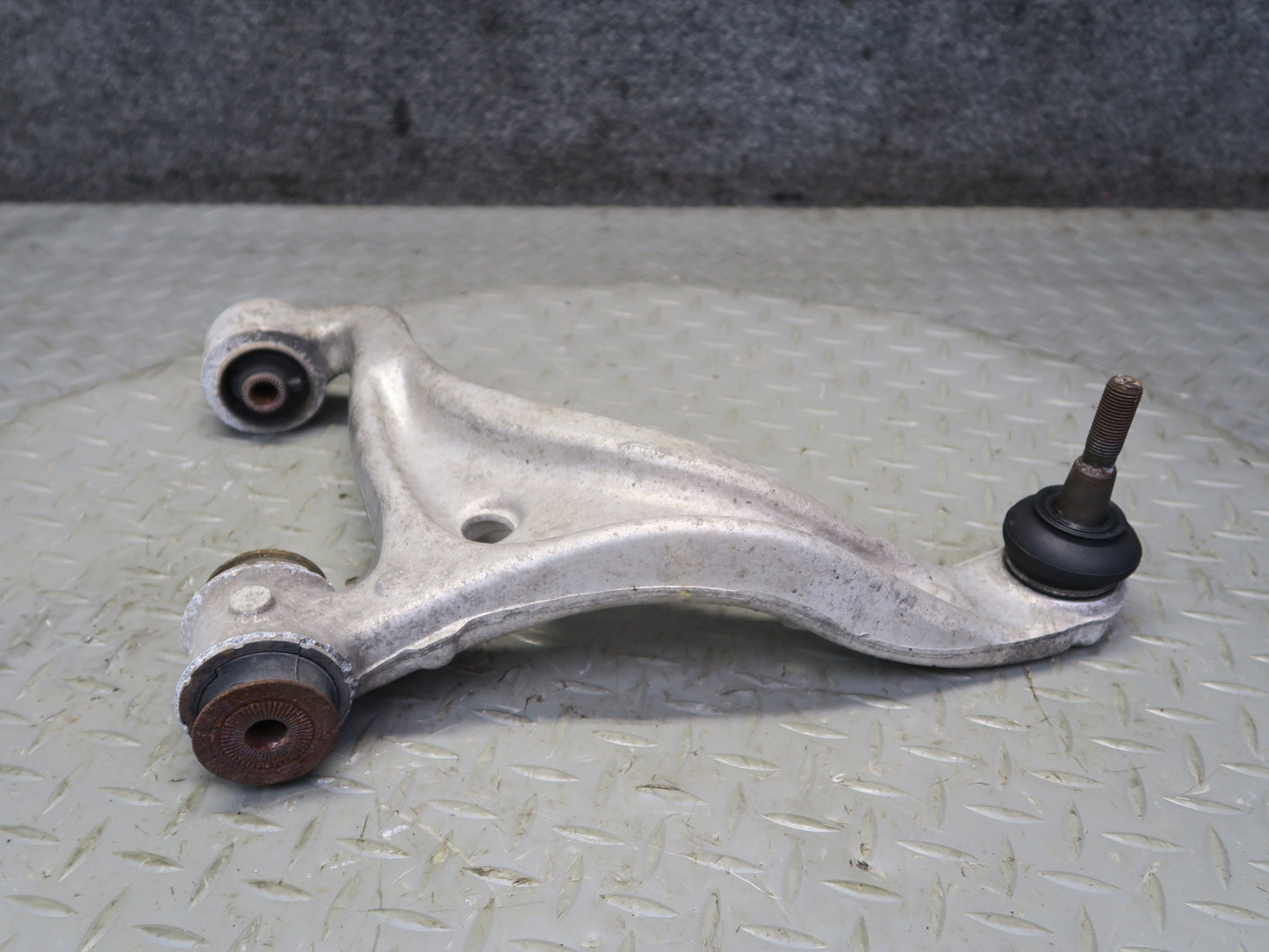 01-06 Lexus UCF30L LS430 Rear Right Suspension Upper Control Arm OEM
