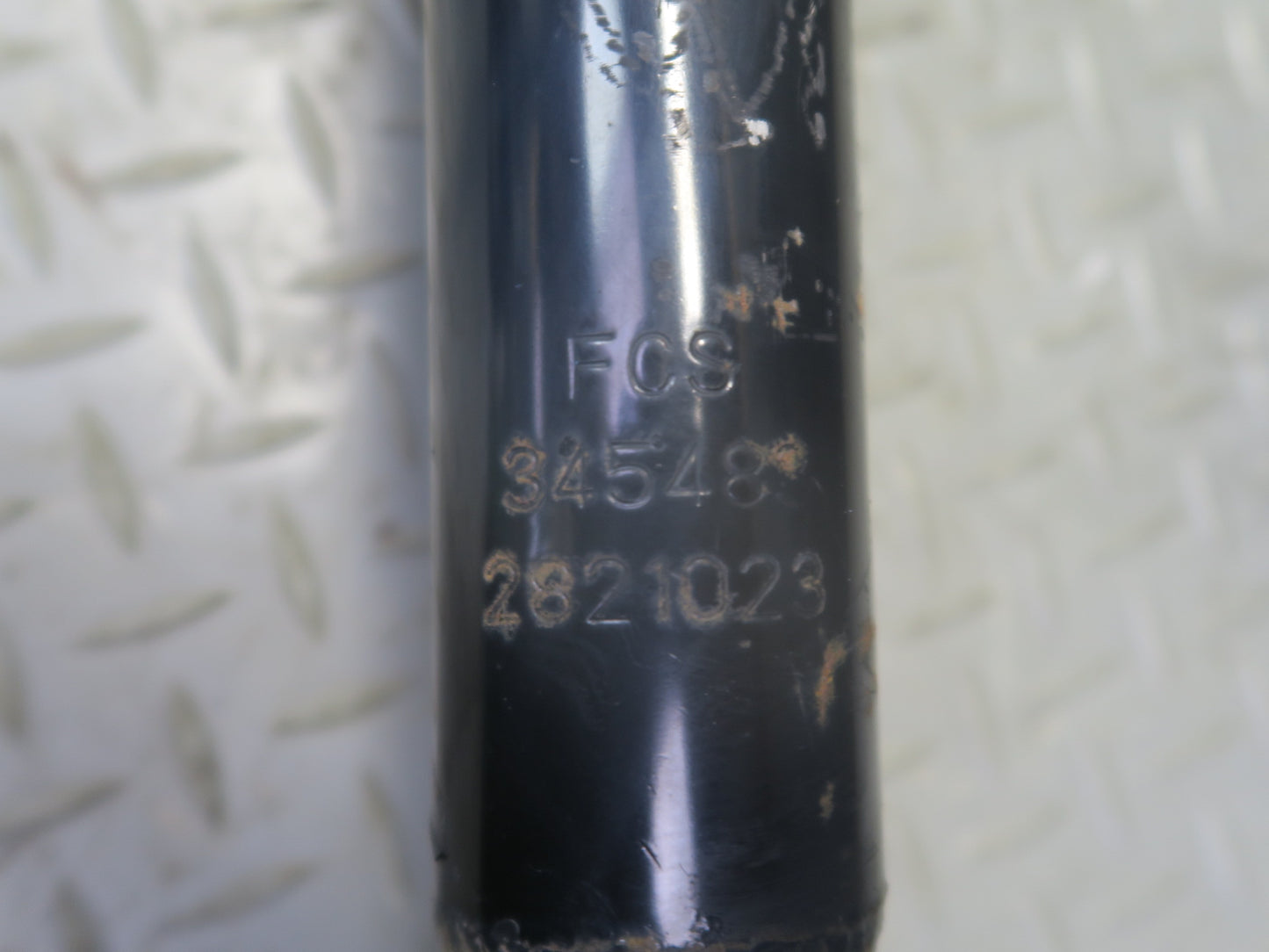 04-06 Lexus UCF30L LS430 Set of 2 Rear Left & Right Strut Shock Absorber OEM