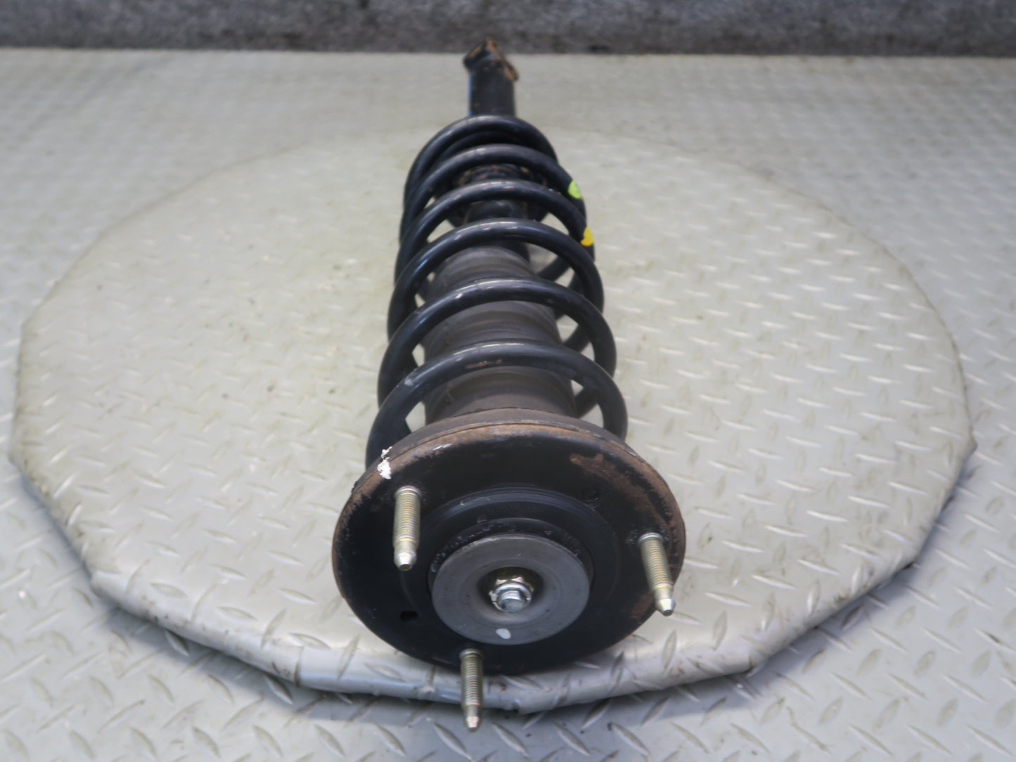 04-06 Lexus UCF30L LS430 Set of 2 Rear Left & Right Strut Shock Absorber OEM