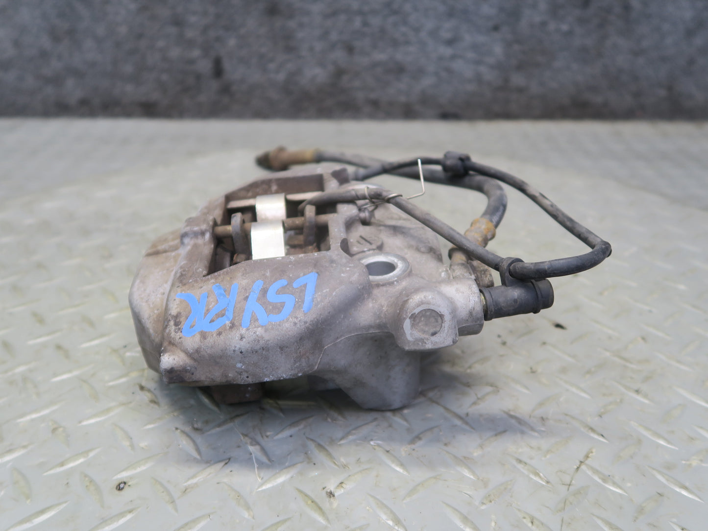 01-06 Lexus UCF30L LS430 Set of 2 Rear Left & Right Sumitomo Brake Caliper OEM