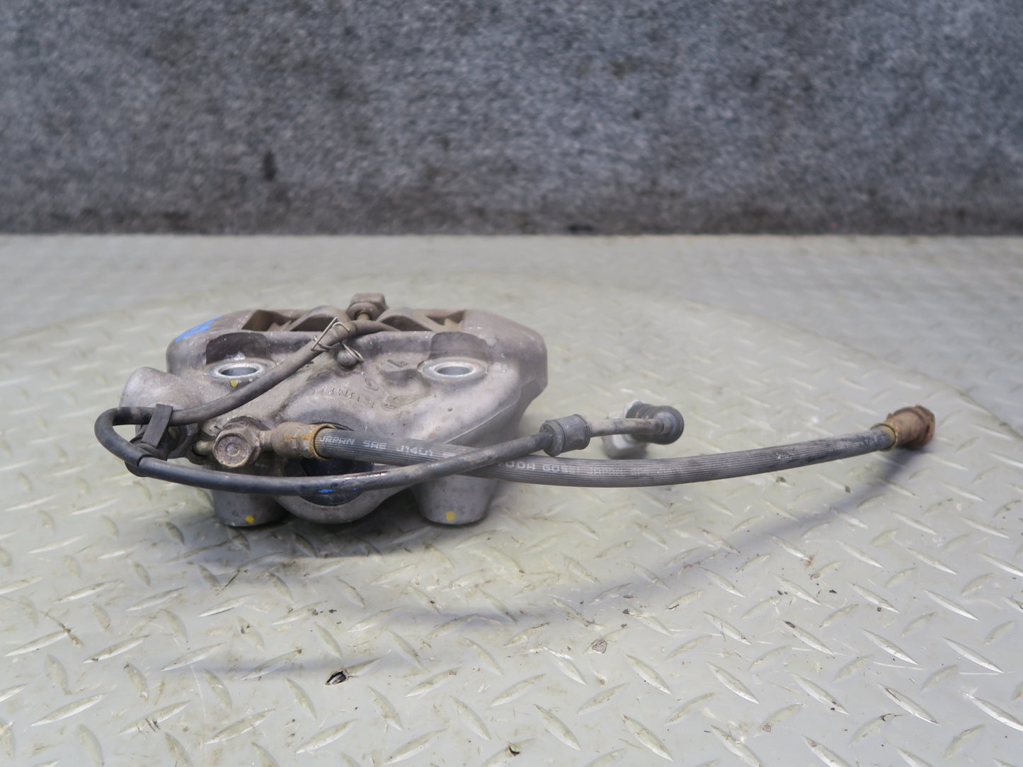 01-06 Lexus UCF30L LS430 Set of 2 Rear Left & Right Sumitomo Brake Caliper OEM