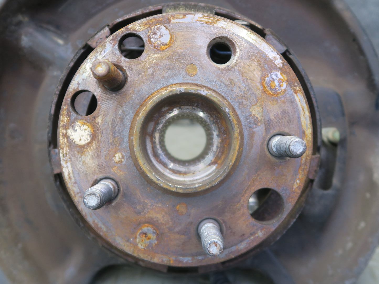 01-06 Lexus UCF30L LS430 RWD Rear Right Spindle Knuckle Wheel Hub Bearing OEM