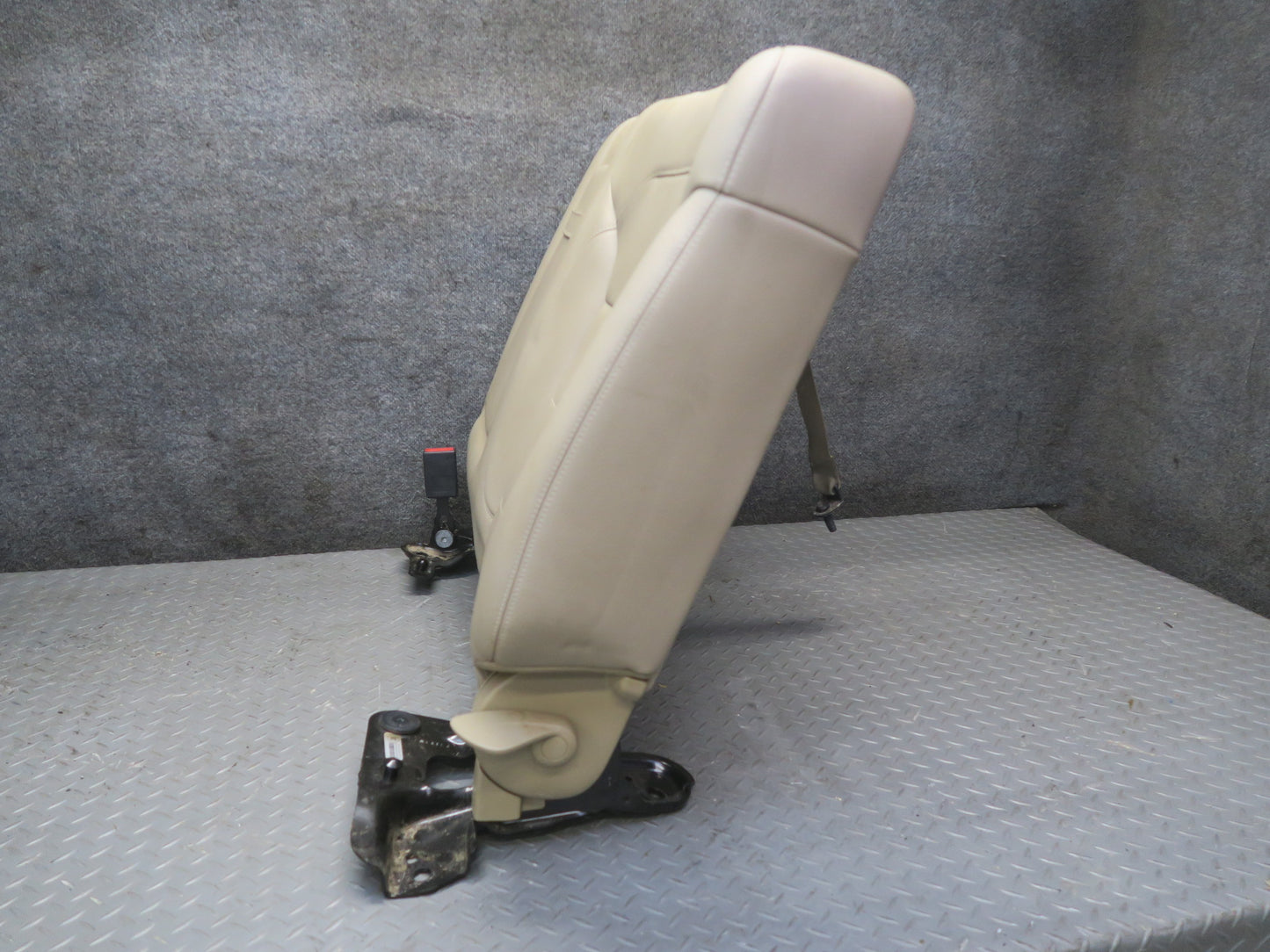 12-15 Mercedes W166 Ml-class Rear Left Seat Upper Backrest Cushion OEM