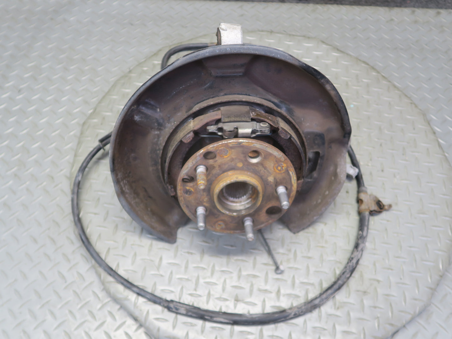 01-06 Lexus UCF30L LS430 RWD Rear Right Spindle Knuckle Wheel Hub Bearing OEM