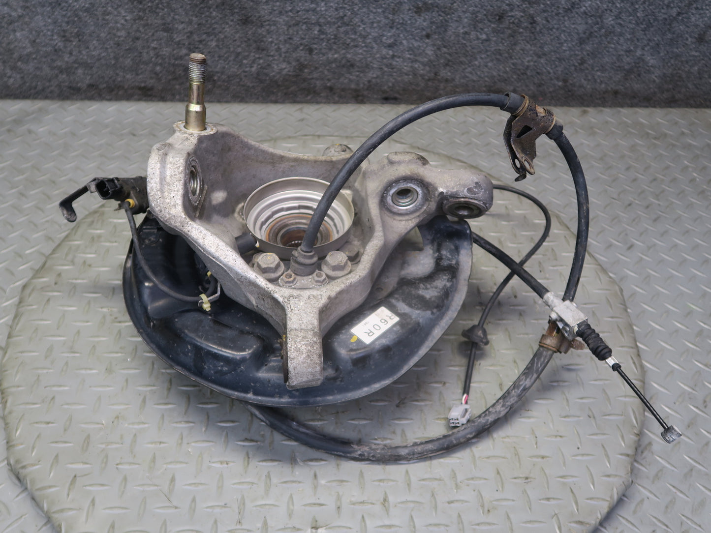 01-06 Lexus UCF30L LS430 RWD Rear Right Spindle Knuckle Wheel Hub Bearing OEM