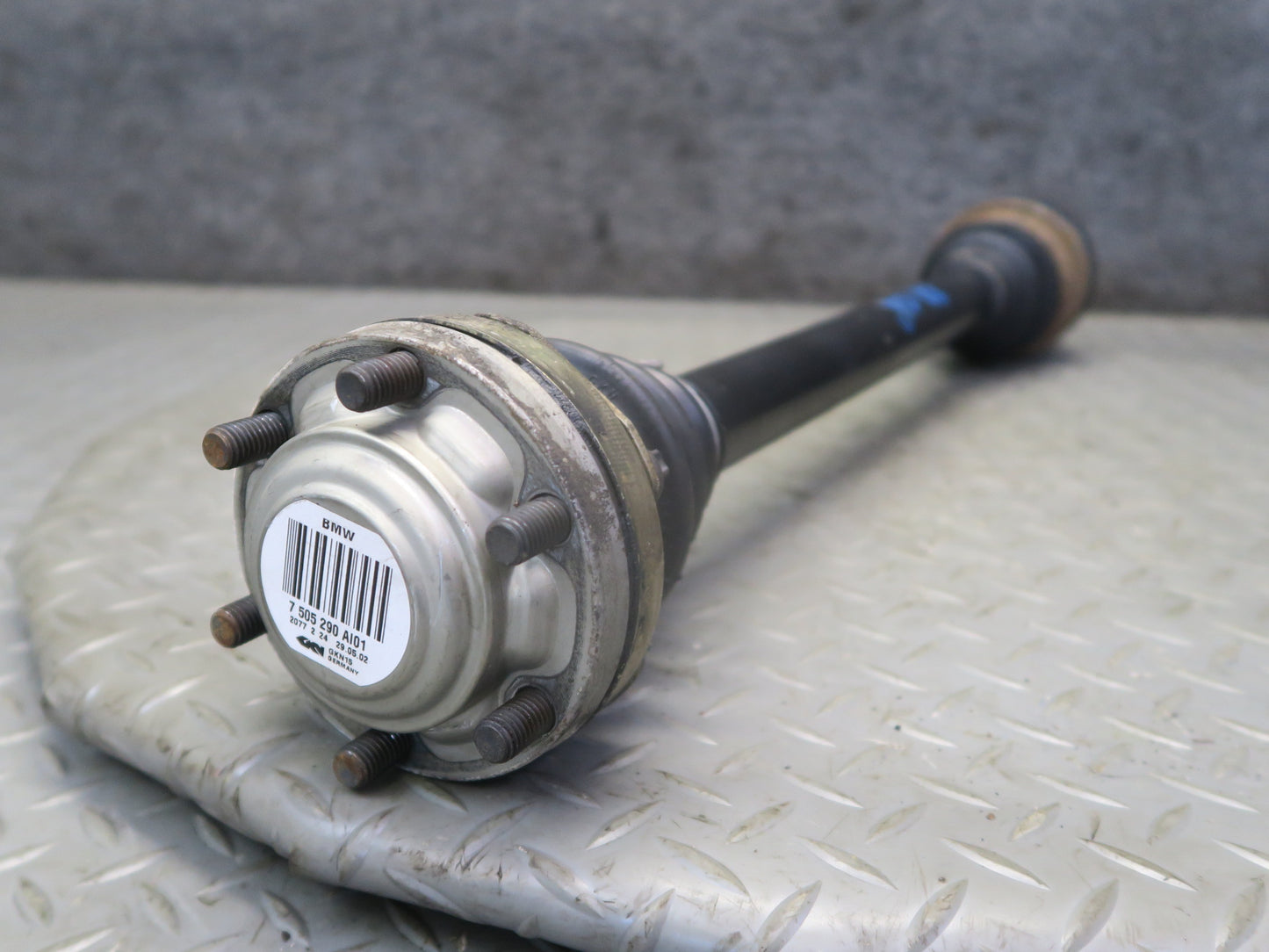 01-06 BMW E46 330i 330Ci M54 RWD AT Rear Right Suspension Axle Shaft 7505290 OEM