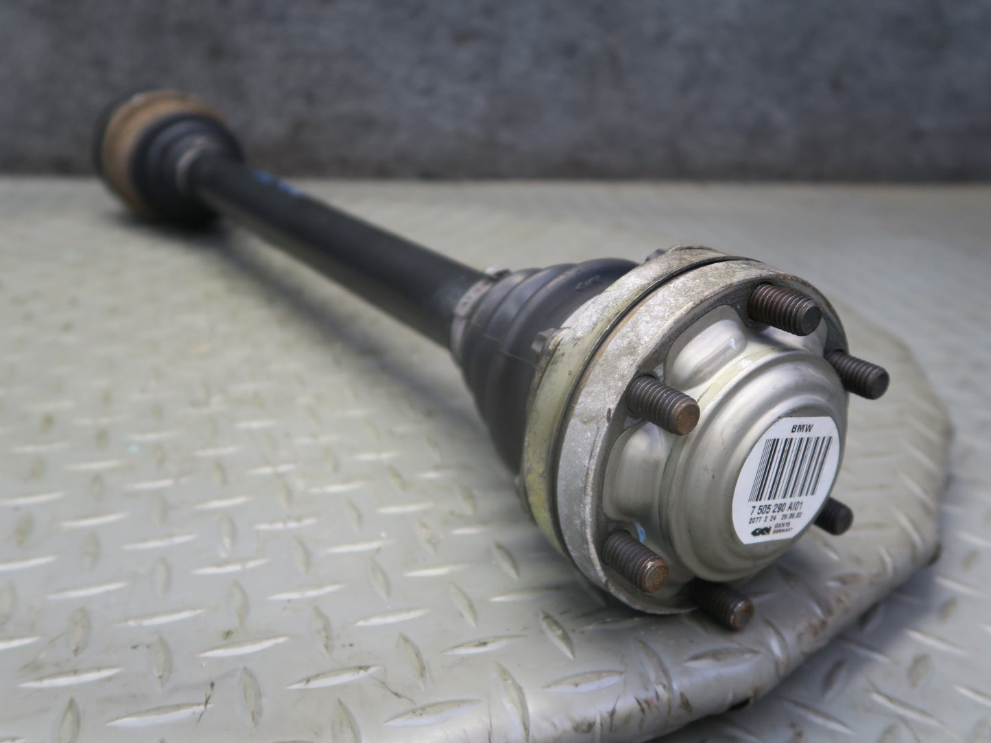 01-06 BMW E46 330i 330Ci M54 RWD AT Rear Right Suspension Axle Shaft 7505290 OEM