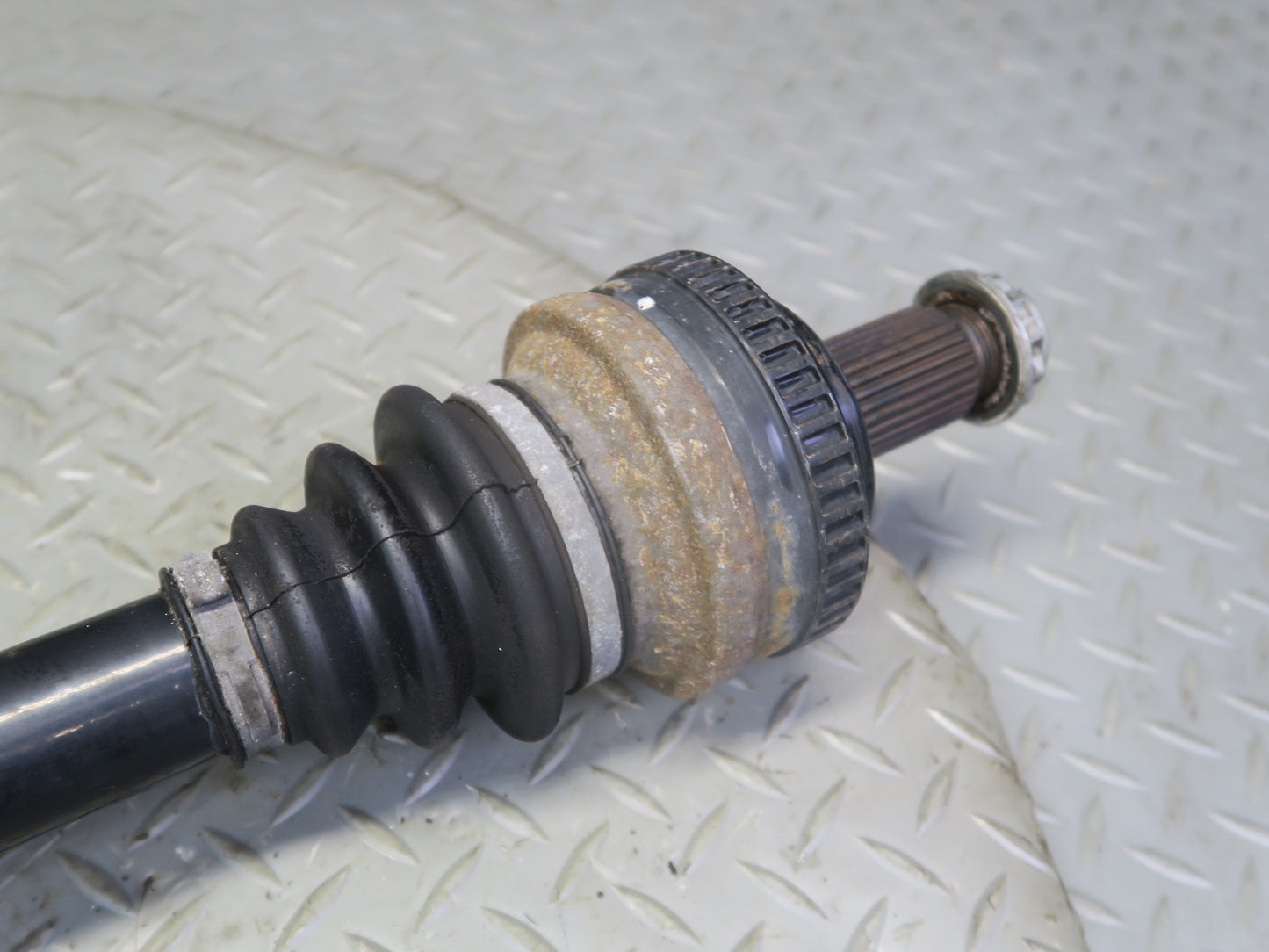 01-06 BMW E46 330i 330Ci M54 RWD AT Rear Right Suspension Axle Shaft 7505290 OEM
