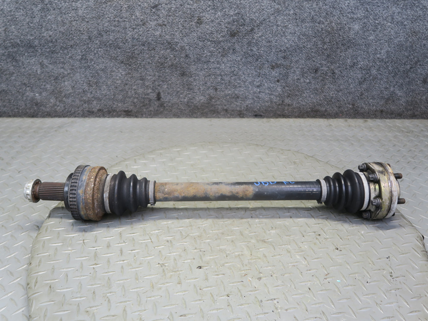 01-06 BMW E46 330i 330Ci M54 RWD A/T Rear Left Suspension Axle Shaft 7505291 OEM