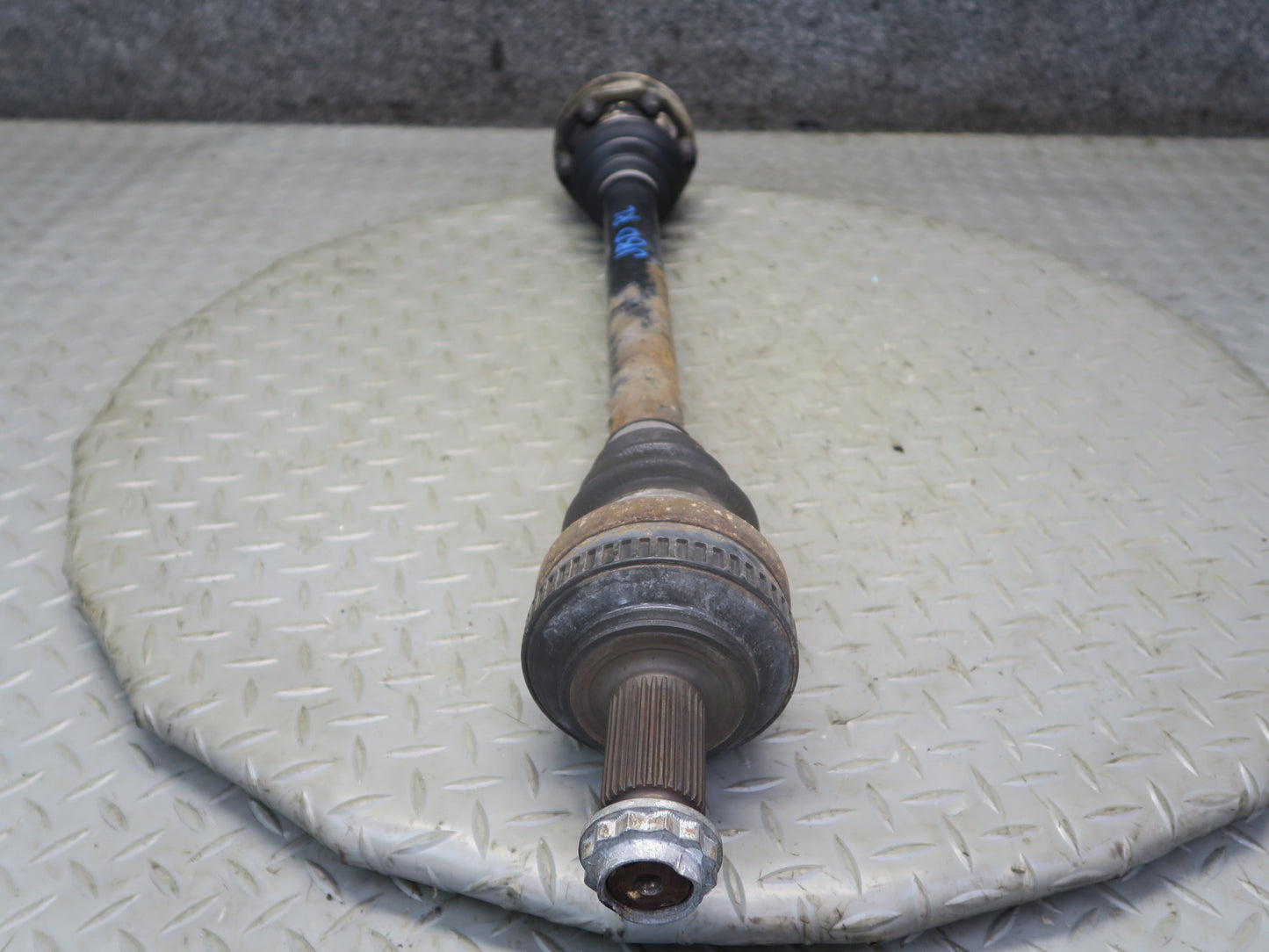 01-06 BMW E46 330i 330Ci M54 RWD A/T Rear Left Suspension Axle Shaft 7505291 OEM