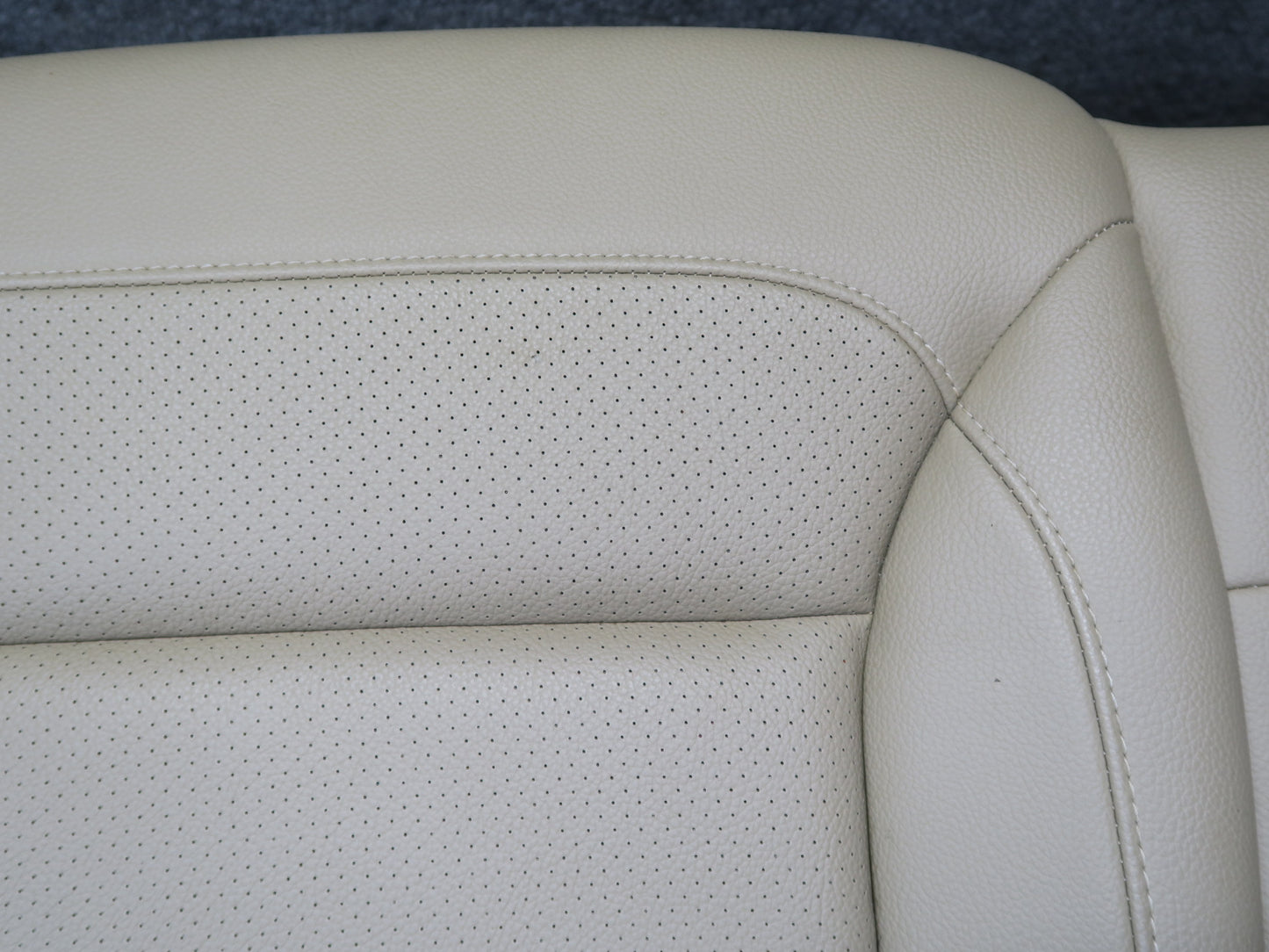 12-15 Mercedes W166 Ml-class Rear Left Seat Lower Cushion OEM