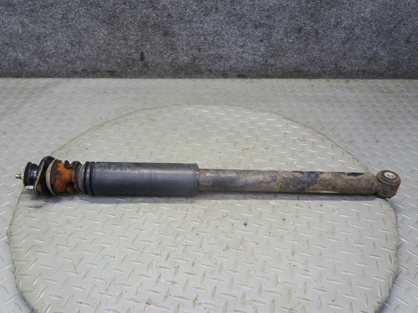 01-06 BMW E46 330Ci Convertible Set of 2 Rear Sachs Strut Shock Absorber OEM