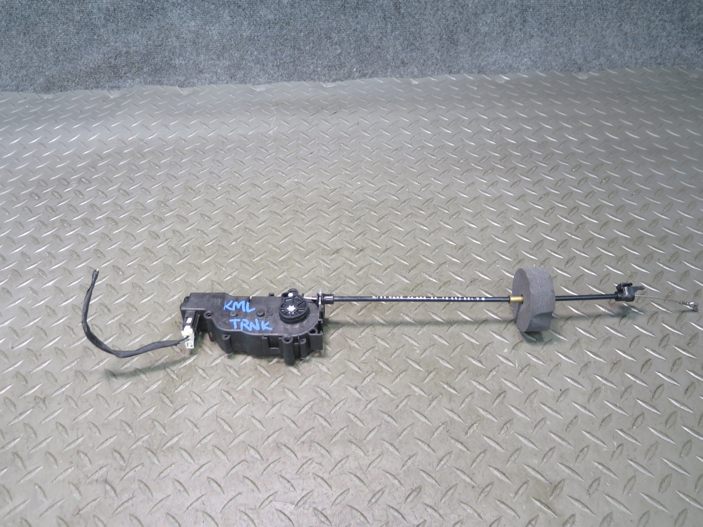 12-15 Mercedes W166 Ml-class Rear Trunk Tailgate Lock Latch Actuator 2047500060