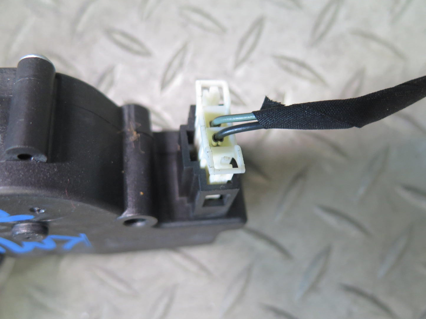 12-15 Mercedes W166 Ml-class Rear Trunk Tailgate Lock Latch Actuator 2047500060